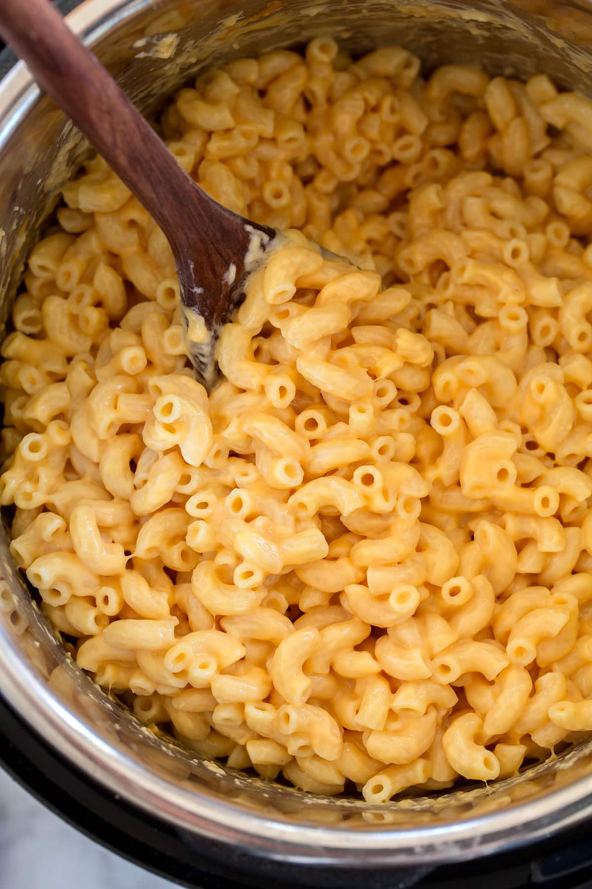 Instant Pot Mac and Cheese Overhead image of mac and cheese in an Instant Pot.